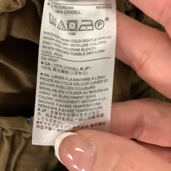 Banana Republic size small - Picture 6 of 7